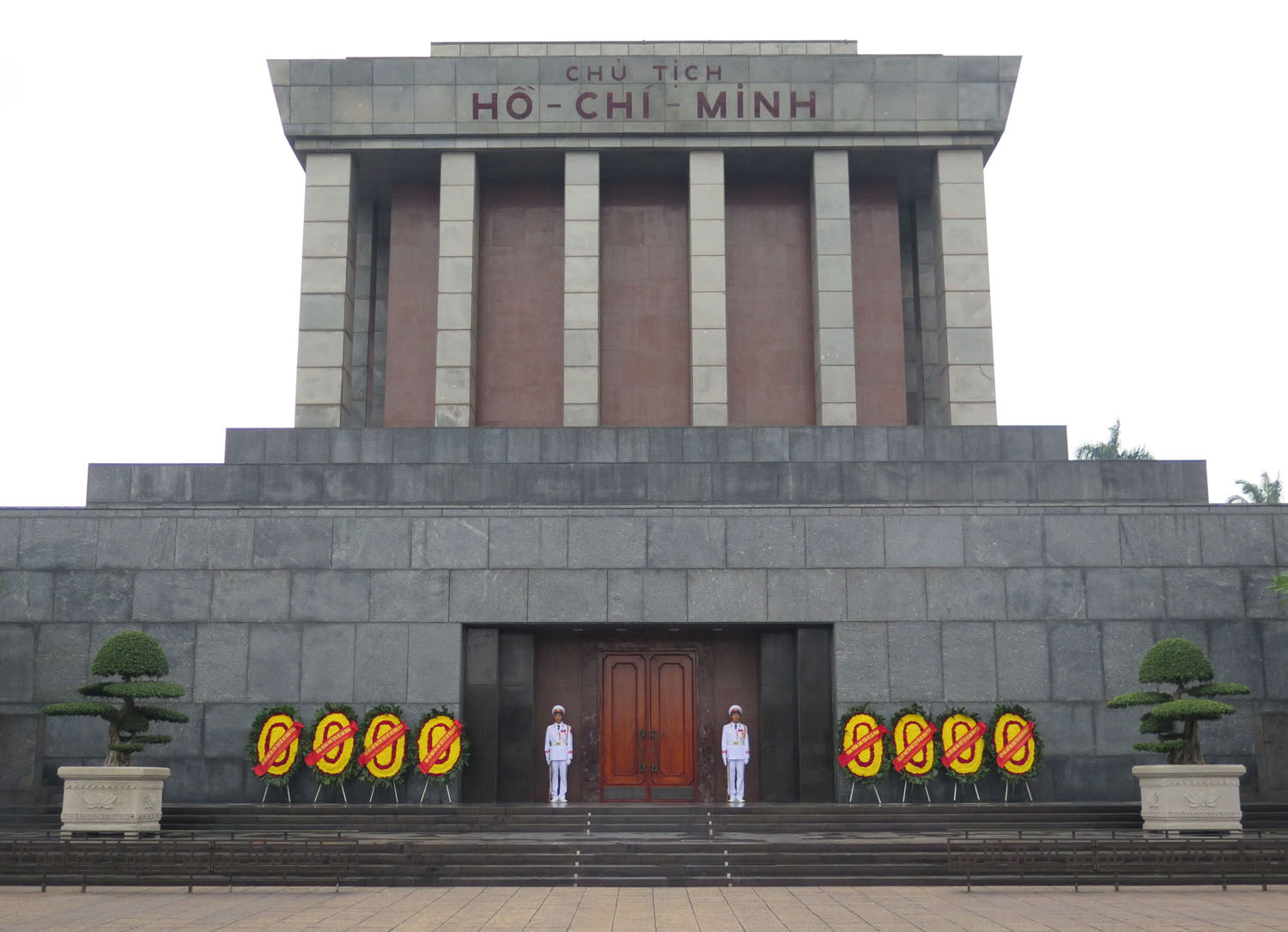 Vietnam-Hanoi-Ho-Chi-Minh-Mausoleum
